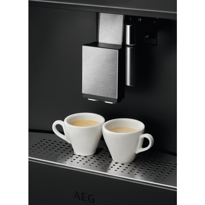 AEG - Integrert kaffemaskin - KKK994500T